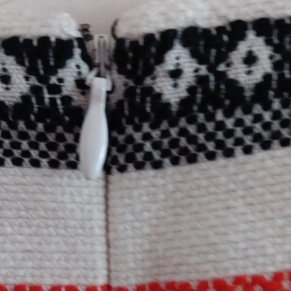 LOFT Red and White Mini Pencil Skirt - Picture 4 of 5